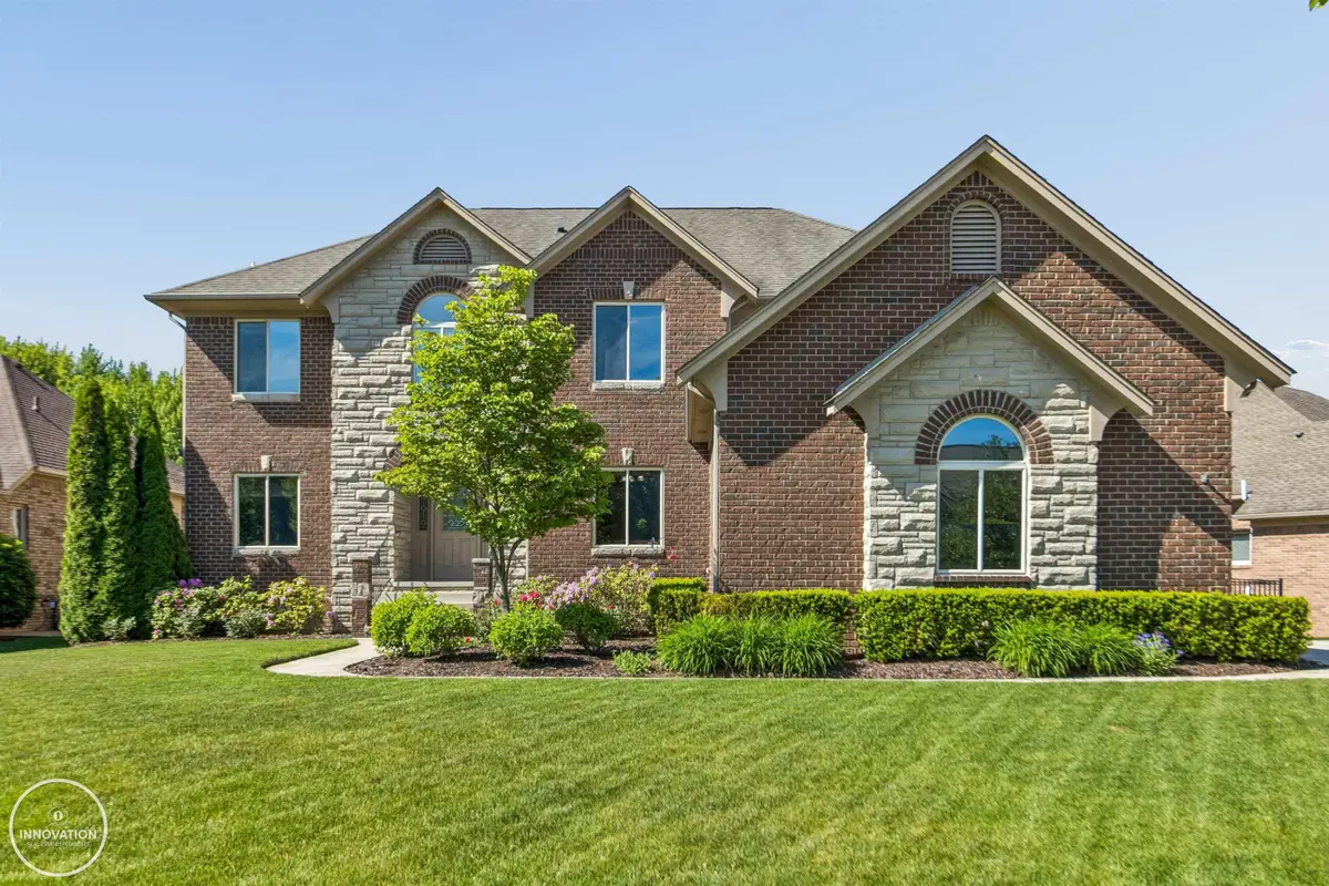 19060 Bedford #34, Clinton Township, MI 48038 - #1