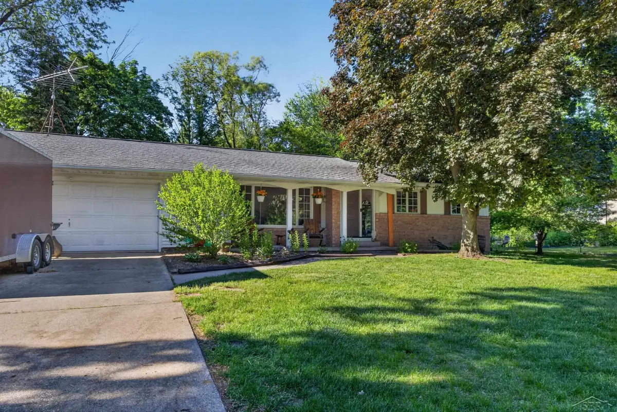 3121 E Bullock Creek, Midland, MI 48640 - #1