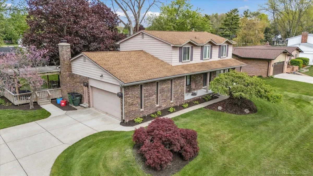 55767 Sandy, Shelby, MI 48316 - #1