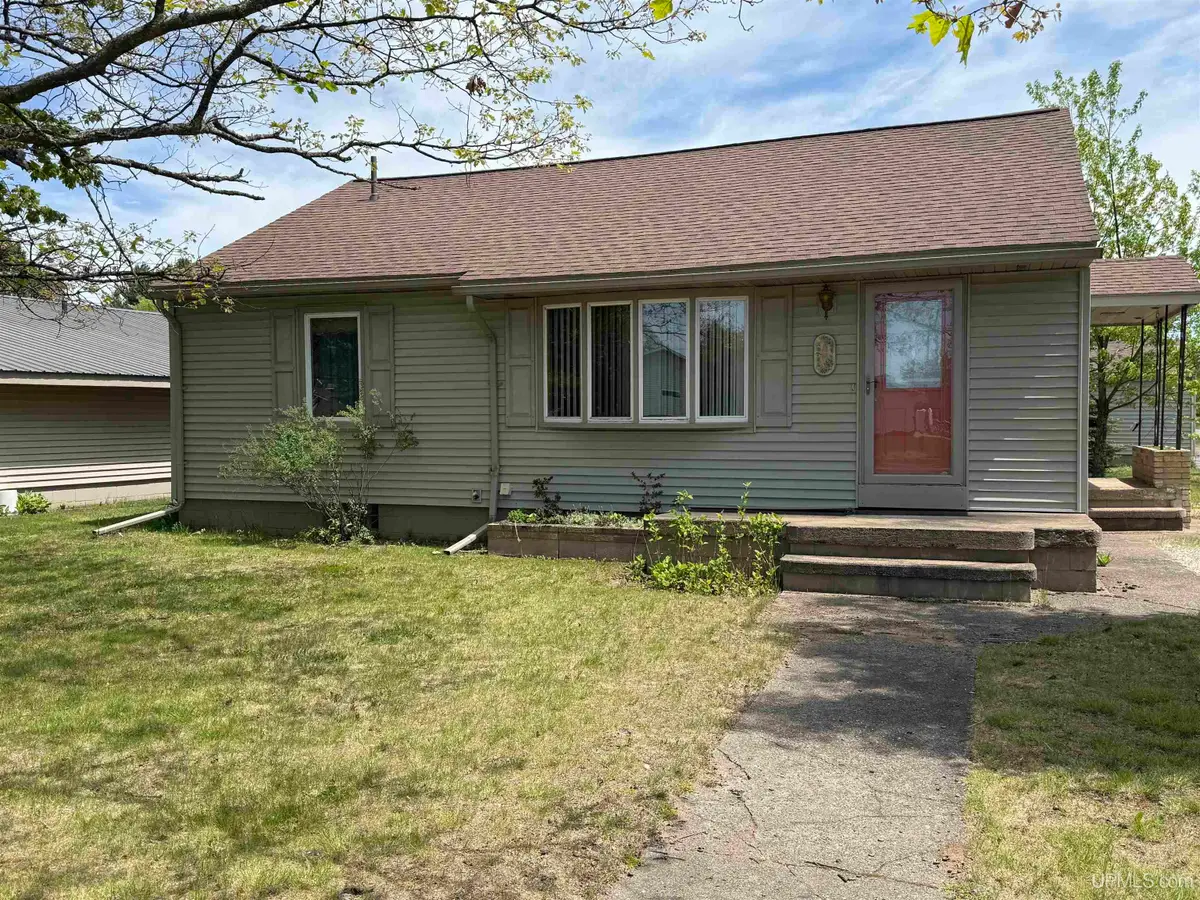 4 N Mitchell, Gwinn, MI 49841 - #1