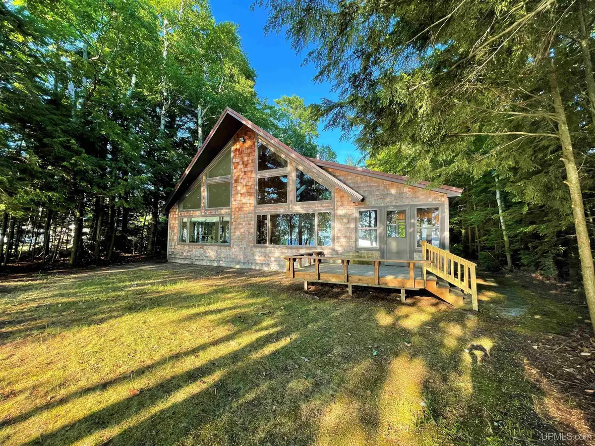 235 N Sunset Beach, Manistique, MI 49854 - #1