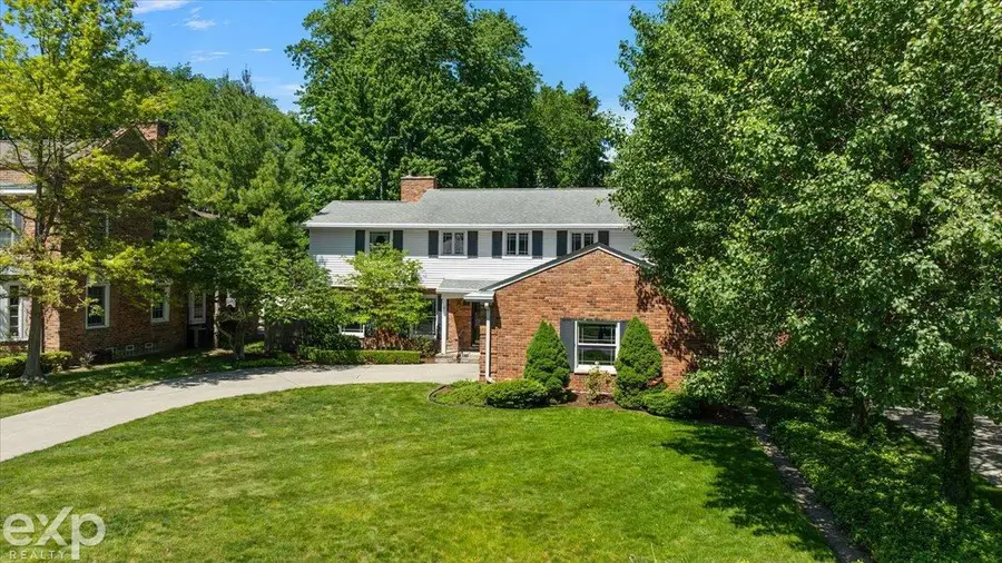 100 Moran, Grosse Pointe Farms, MI 48236 - #2