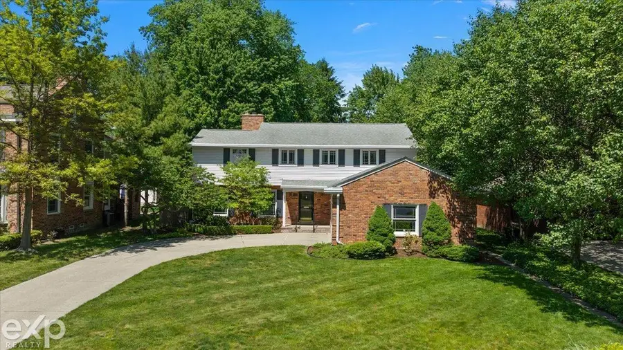 100 Moran, Grosse Pointe Farms, MI 48236 - #3