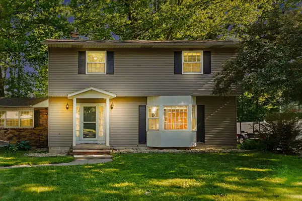 3035 Crestwood, Bay City, MI 48706