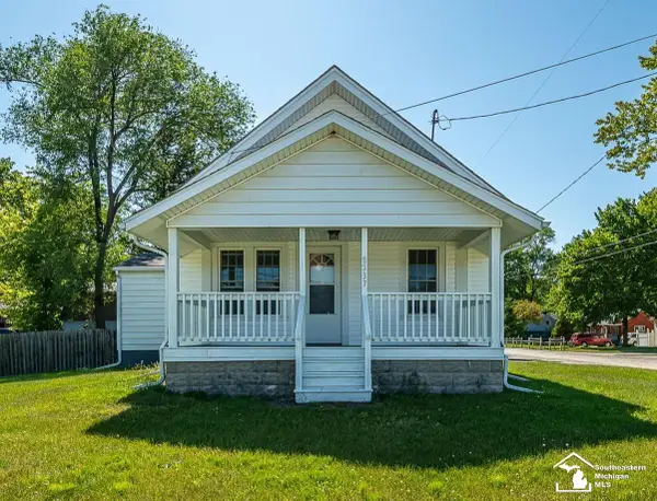 8237 Lewis, Temperance, MI 48182