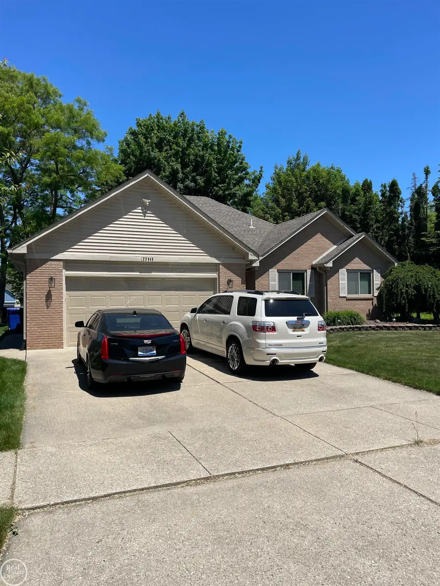 23945 Settlers, Macomb, MI 48042 - #2