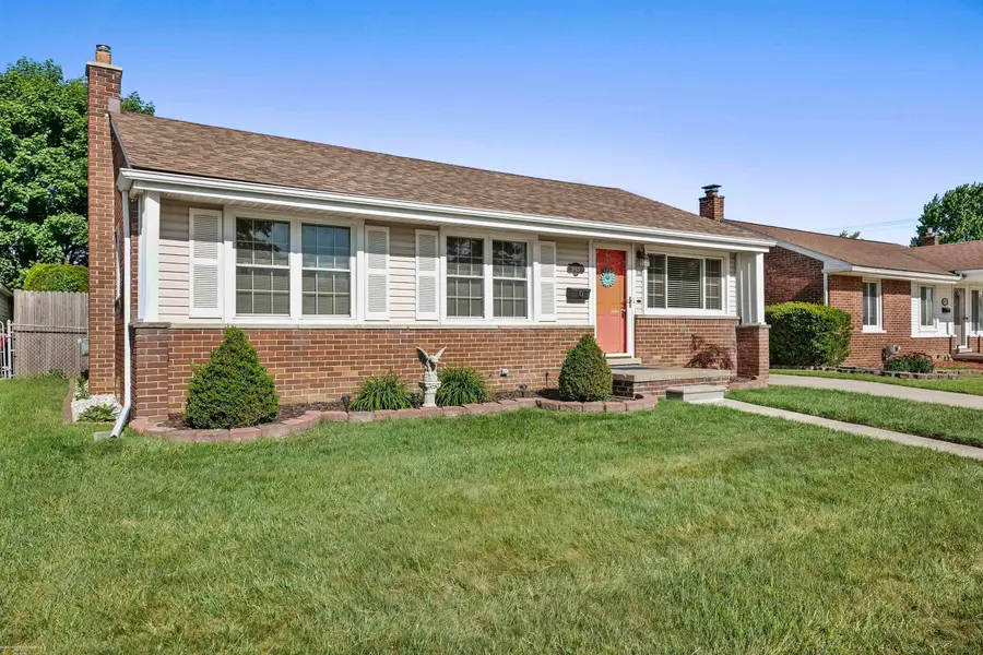 28627 Bohn, Roseville, MI 48066 - #3