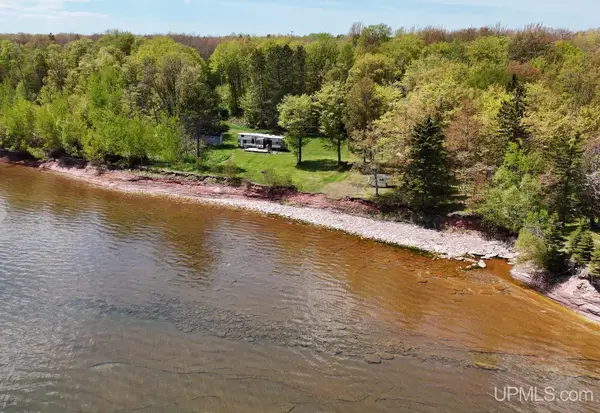 40990 Red Rock, Lake Linden, MI 49945