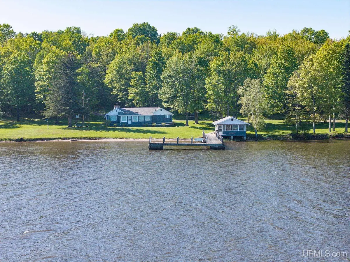 19422 Mayo, Lanse, MI 49946 - #1