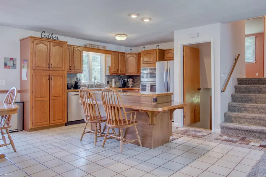 1300 W Hibbard, Owosso, MI 48867 - #2