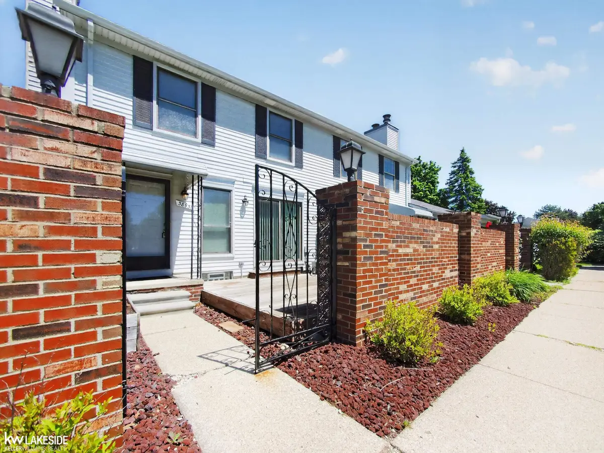38951 E Golfview, Clinton Township, MI 48038 - #1