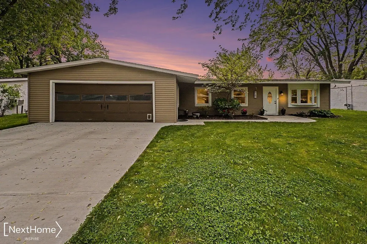 6183 Springdale, Grand Blanc, MI 48439 - #1
