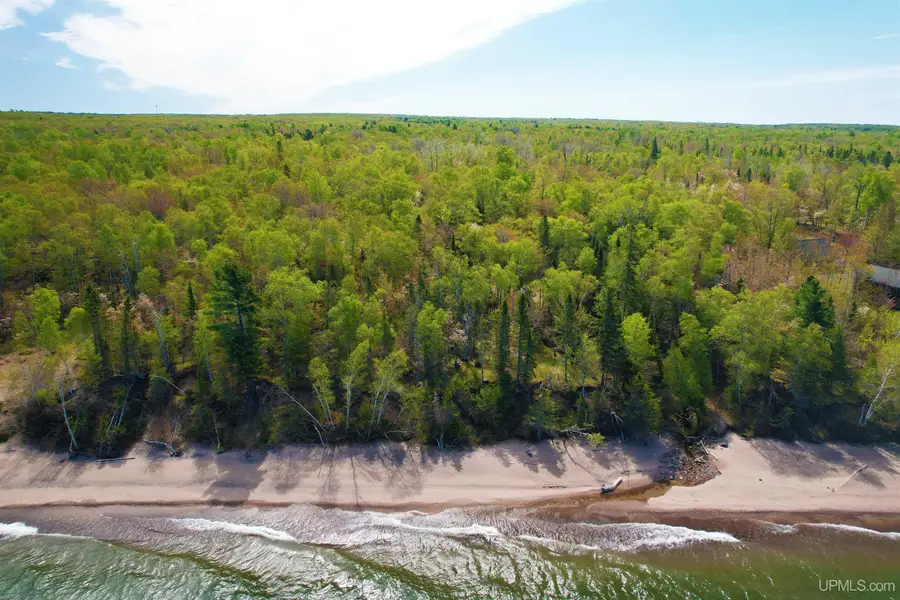 57583 Lakeshore, Hancock, MI 49930 - #2