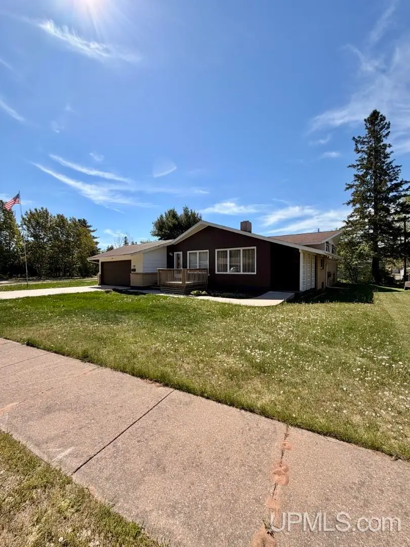 780 White, Ishpeming, MI 49849 - #2