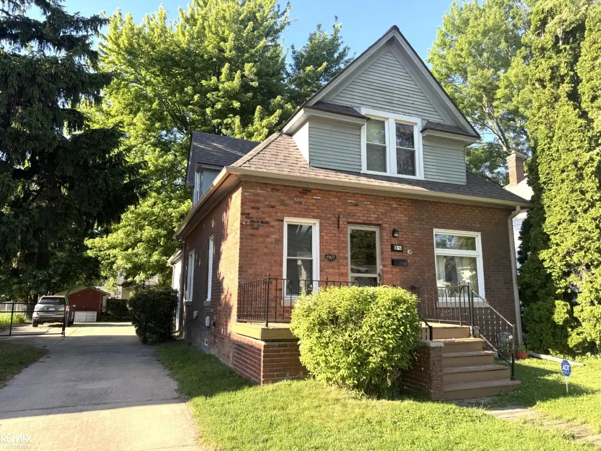 98 Gallup, Mount Clemens, MI 48043 - #1