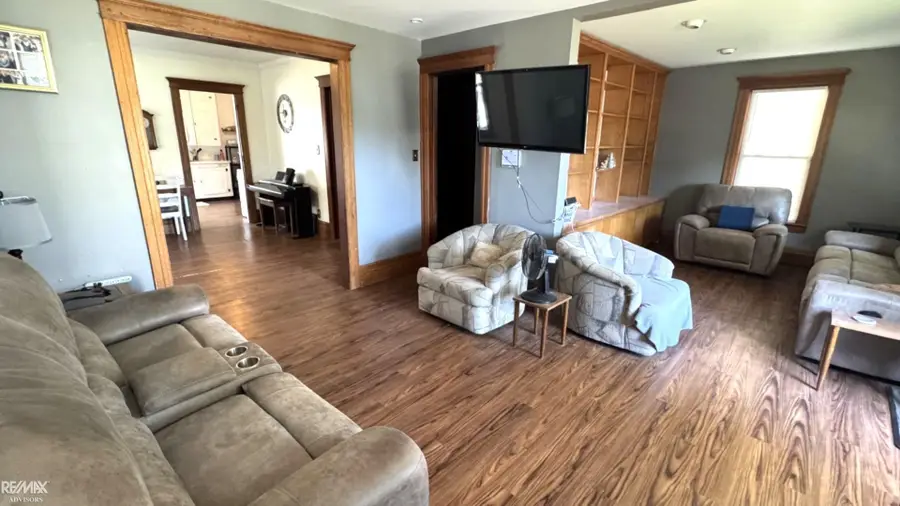 98 Gallup, Mount Clemens, MI 48043 - #2