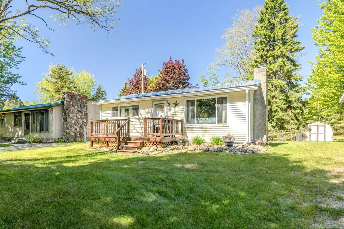 4300 N Grandview, Deckerville, MI 48427 - #1