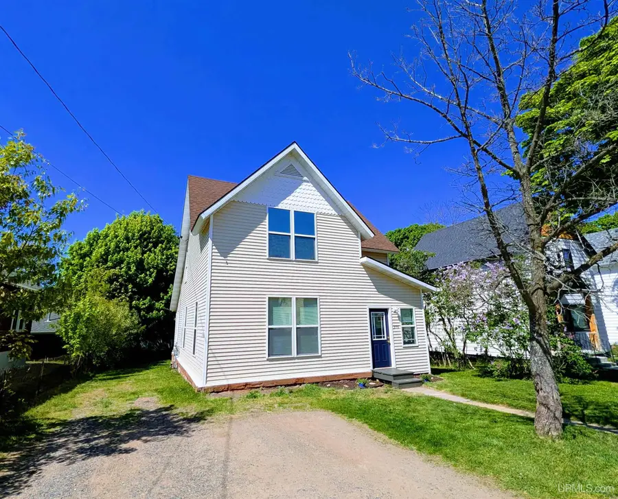 376 Alger, Marquette, MI 49855 - #2