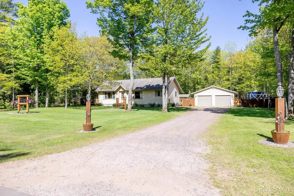 70 Feather Ridge, Marquette, MI 49855 - #1