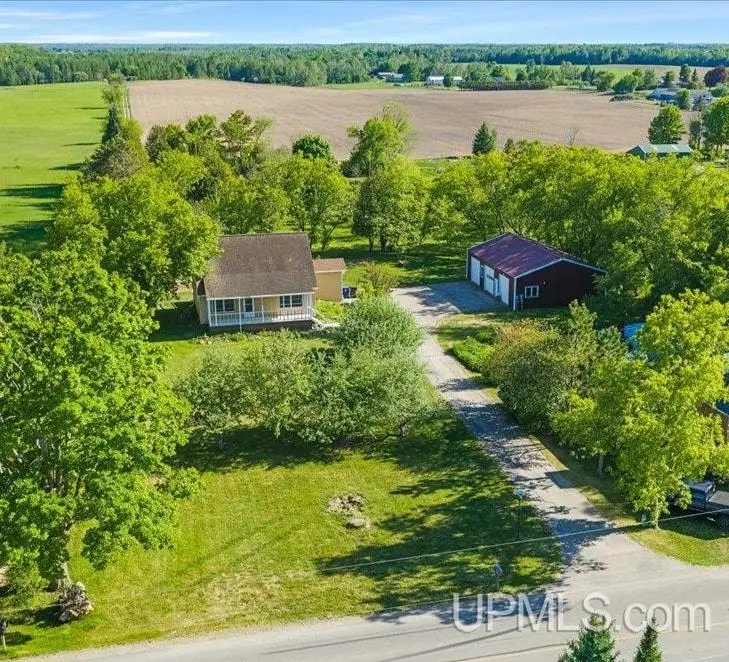 3769 County 416 20th, Gladstone, MI 49837 - #1