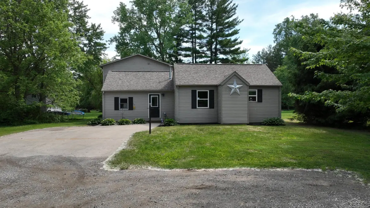 22359 Gratiot, Merrill, MI 48637 - #1