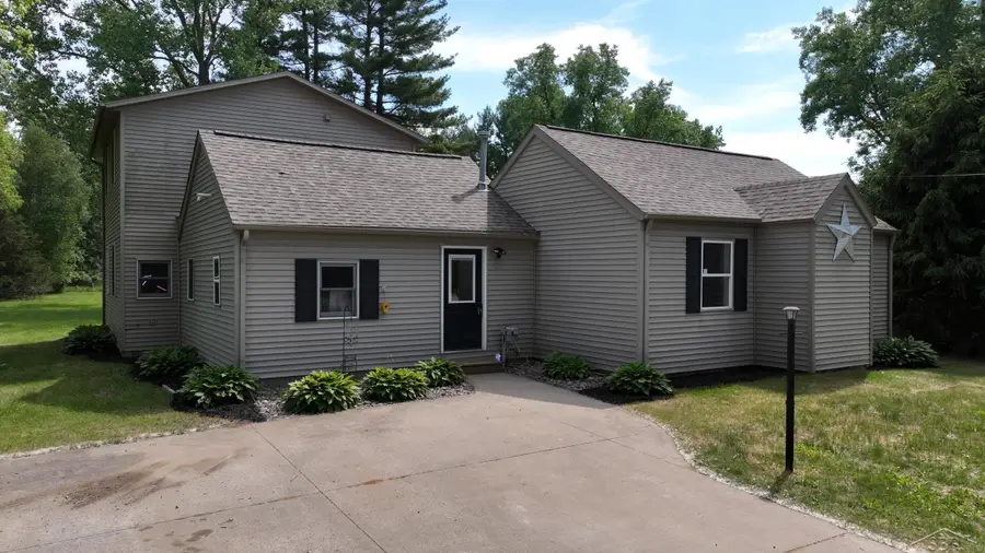 22359 Gratiot, Merrill, MI 48637 - #3