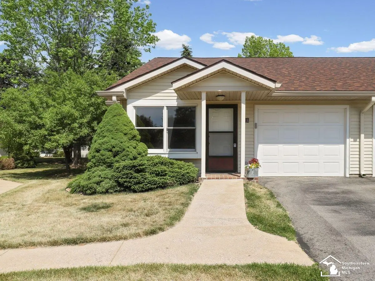 729 Clark #18, Tecumseh, MI 49286 - #1