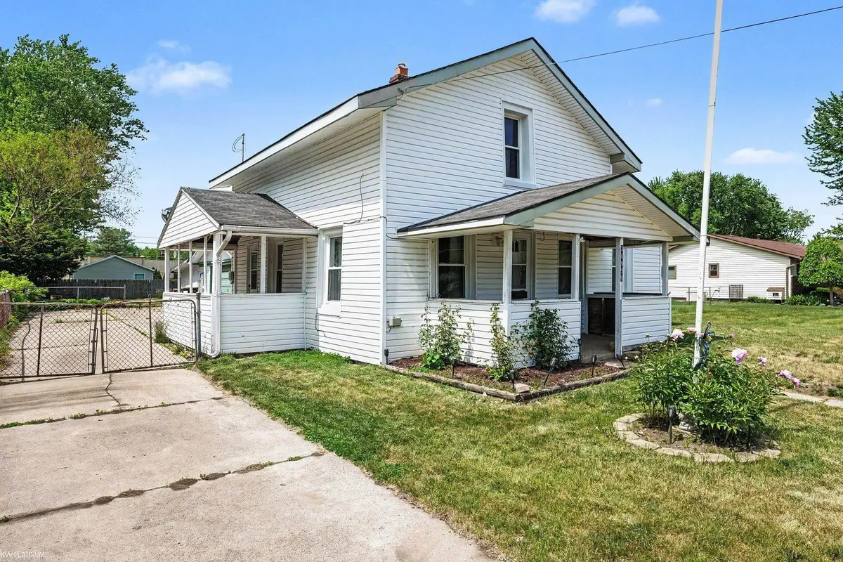 36899 Main, New Baltimore, MI 48047 - #1