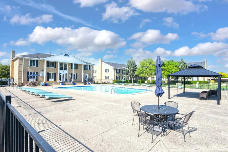 34680 Huntley #K-26, Sterling Heights, MI 48312 - #2
