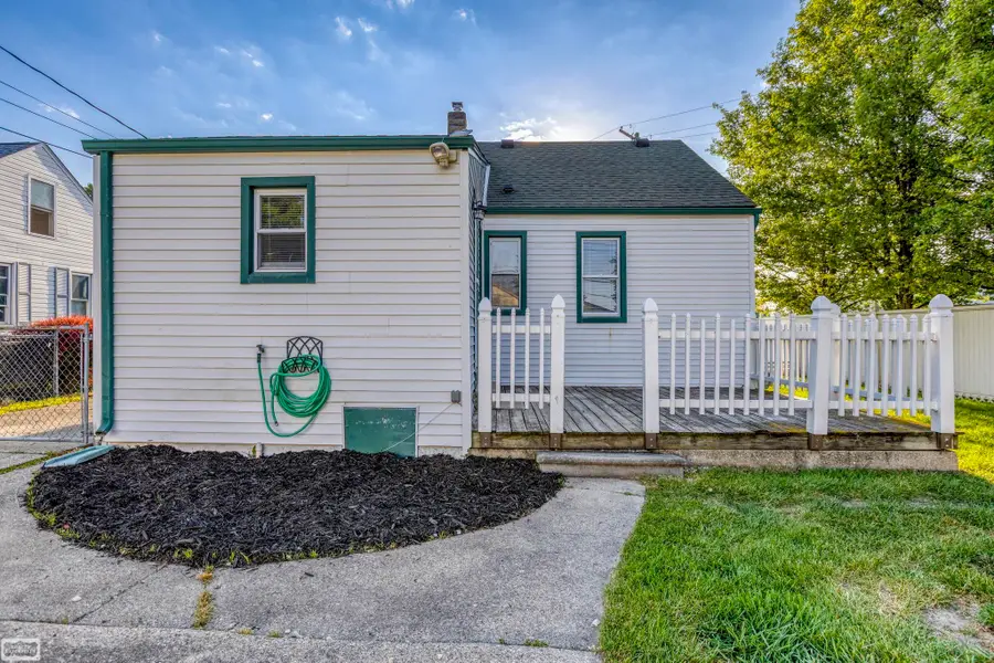 28631 Galloway, Roseville, MI 48066 - #3