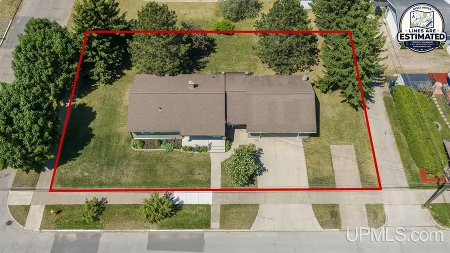 1924 N 14th, Escanaba, MI 49829 - #2