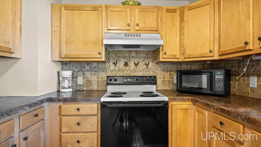 1924 N 14th, Escanaba, MI 49829 - #3