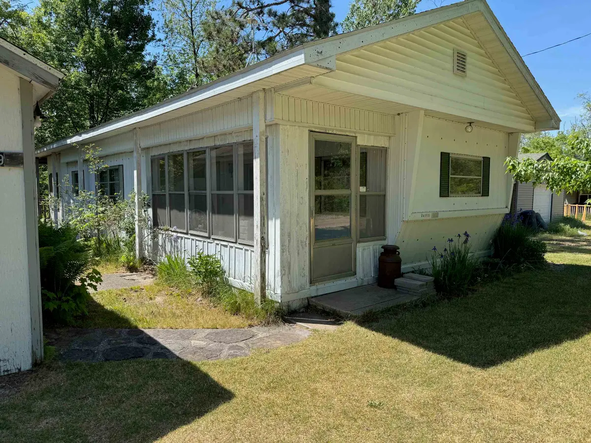 4339 W Oakman, Harrison, MI 48625 - #1