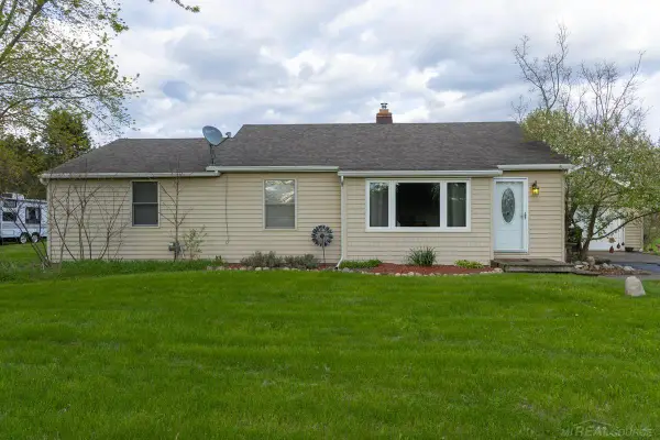 8440 Bridge Lake, Clarkston, MI 48348
