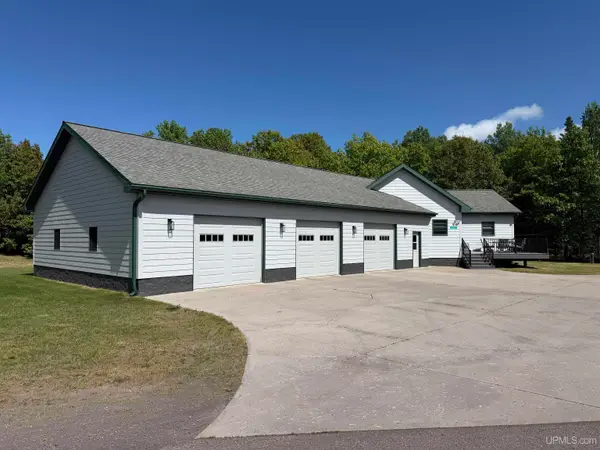 39672 Pike River, Chassell, MI 49916