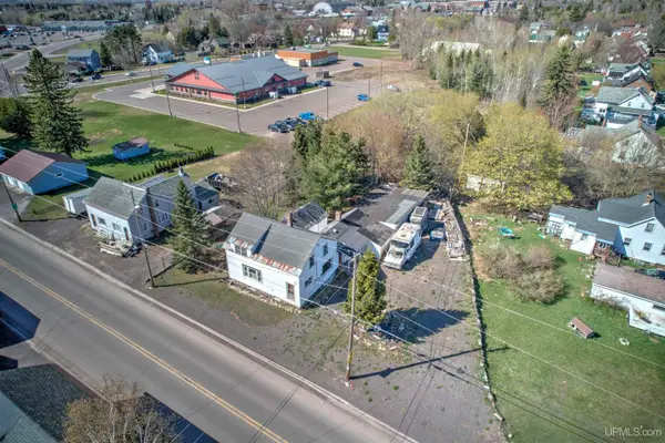 25828 Lake Linden, Calumet, MI 49913