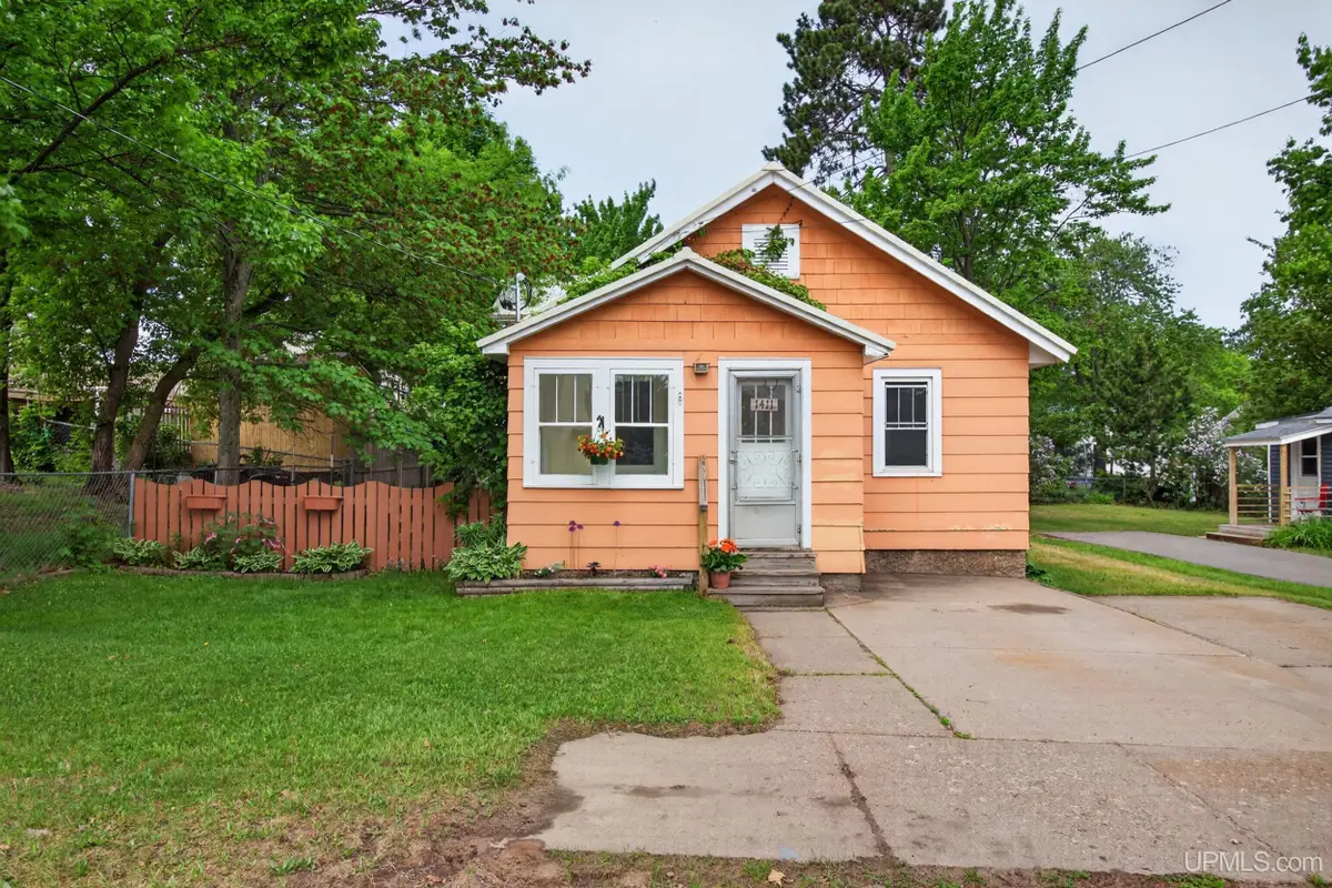 1411 Birch, Marquette, MI 49855 - #1