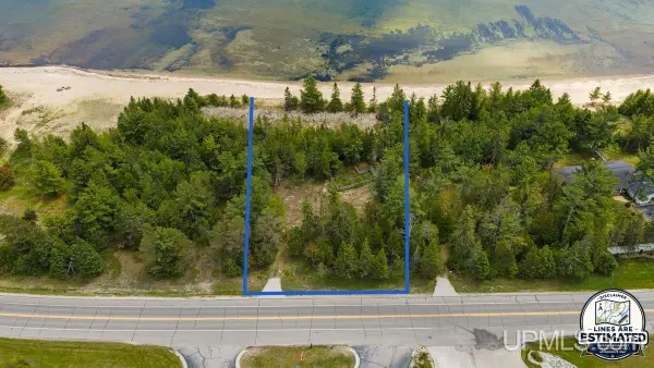 6789 W Us 2, Manistique, MI 49854