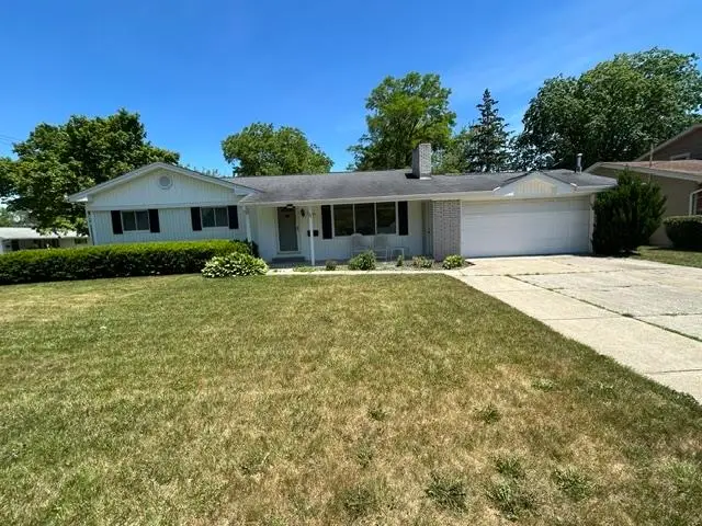 4 Westview, Saginaw, MI 48602 - #1