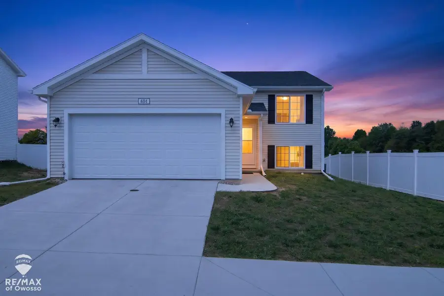 604 Muirfield, Eaton Rapids, MI 48827 - #2