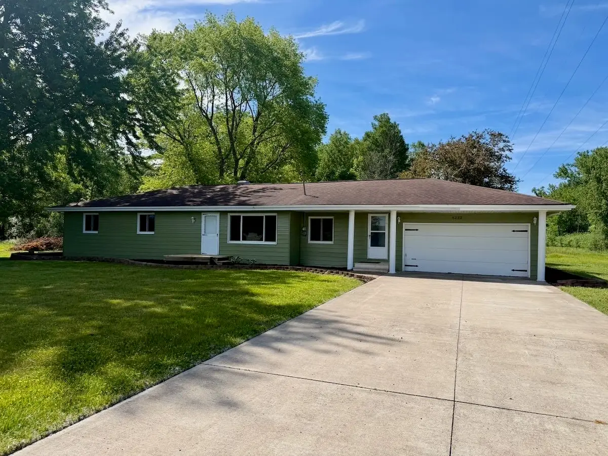 6232 Baker, Bridgeport, MI 48722 - #1