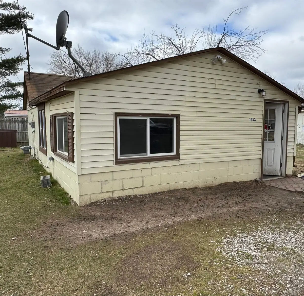 1253 Denton Creek, Beaverton, MI 48612 - #1