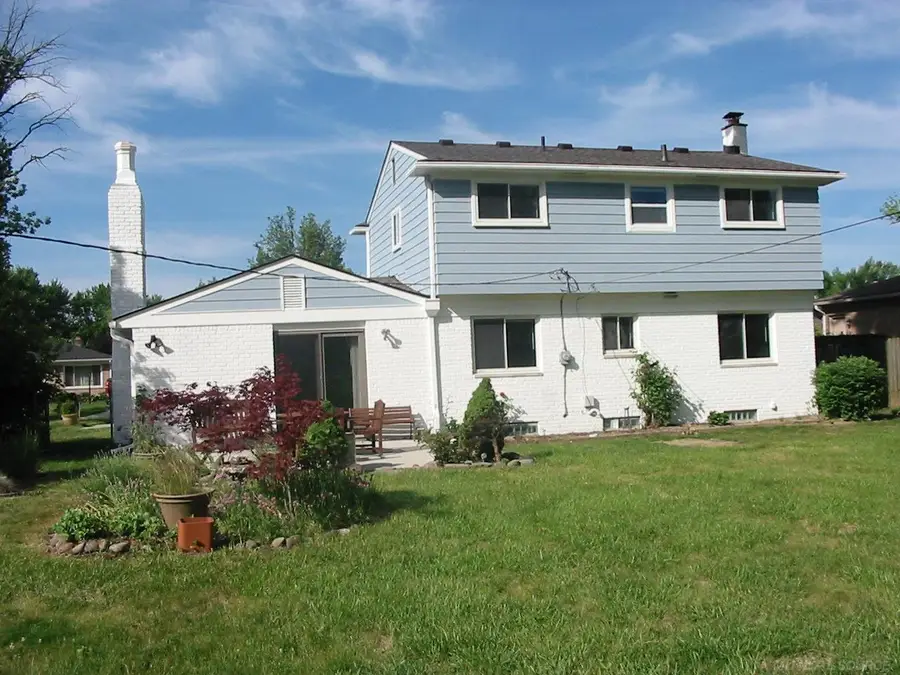 23909 Talbot, Saint Clair Shores, MI 48082 - #3