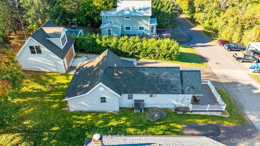 711 Calverley, Houghton, MI 49931 - #3