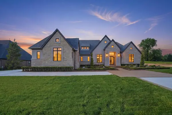 5803 Cotswold #17, Washington Twp, MI 48094