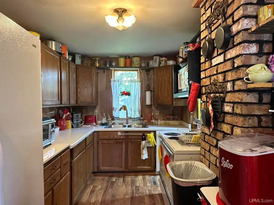 421 & 419 Cary, Hurley, WI 54534 - #3