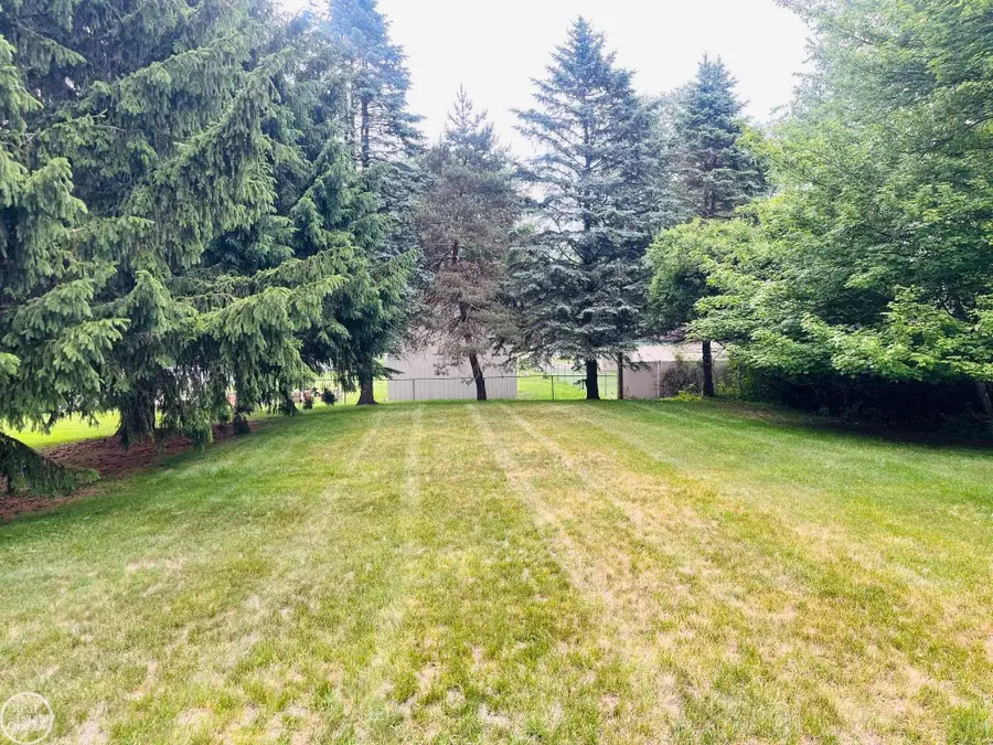 4102 James, Fort Gratiot, MI 48059 - #3