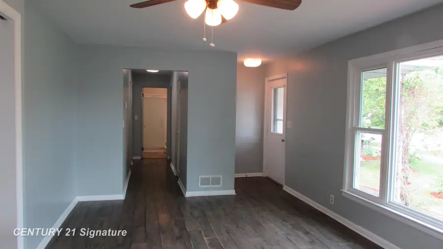 620 E Washington, Freeland, MI 48623 - #3