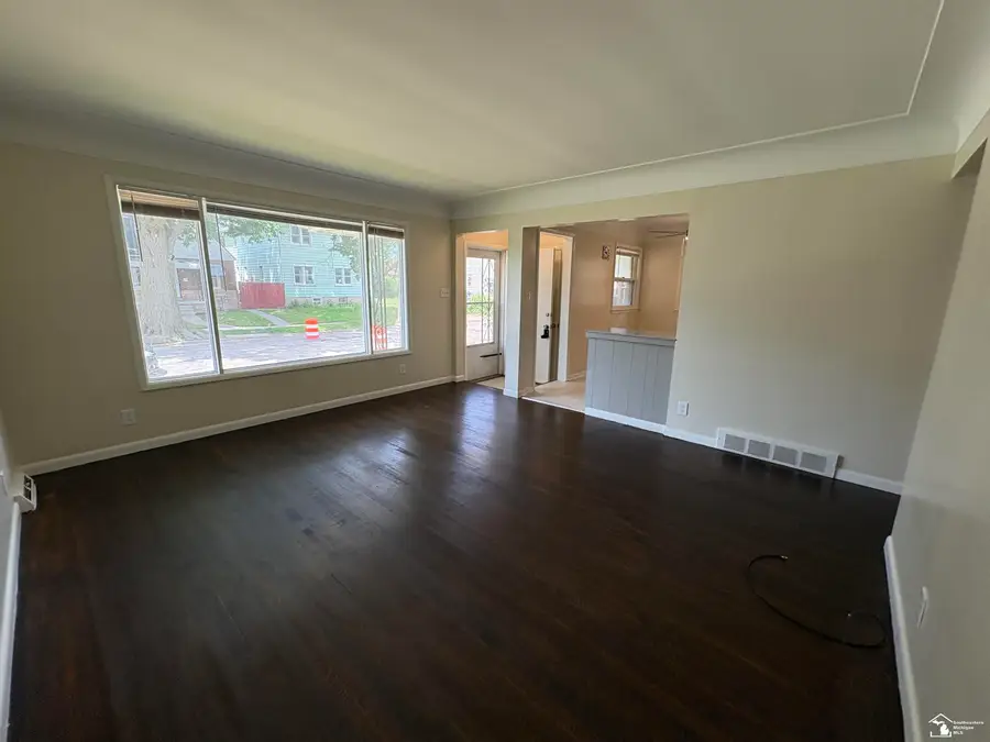 25 W Auburn, Ecorse, MI 48229 - #2