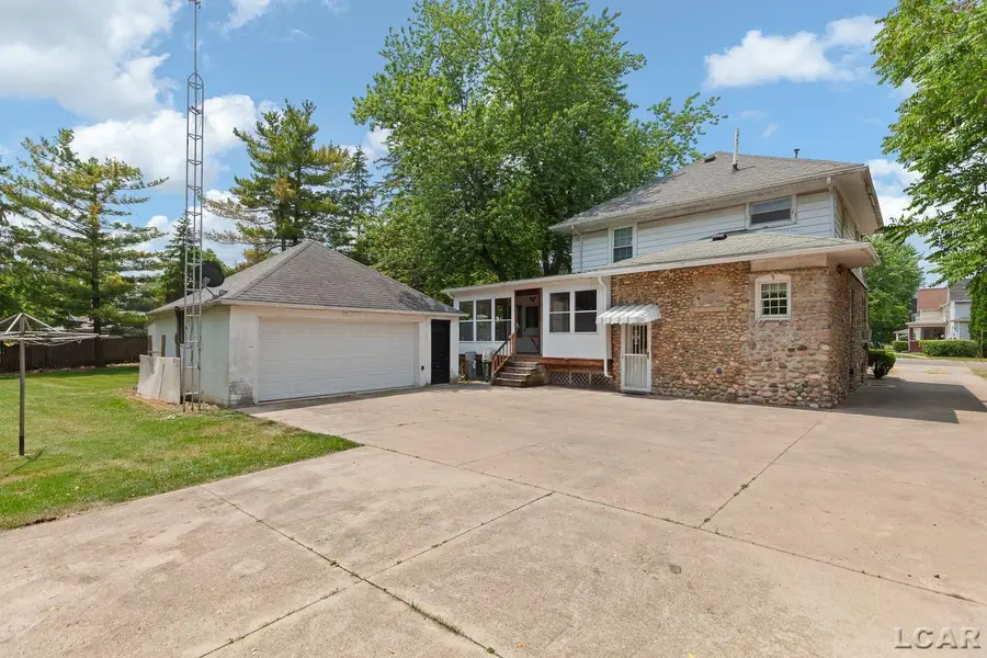 302 Croswell, Adrian, MI 49221 - #3
